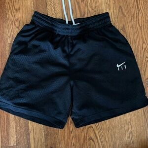 nike women’s basketball shorts